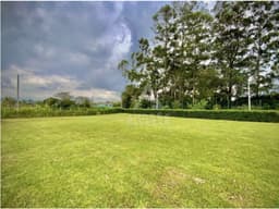 HERMOSO LOTE PLANO EN PARCELACIÓN EN VENTA LLANOGRANDE