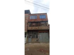 VENDO CASA EN KENNEDY SECTOR OLIVOS CERCA ABASTOS