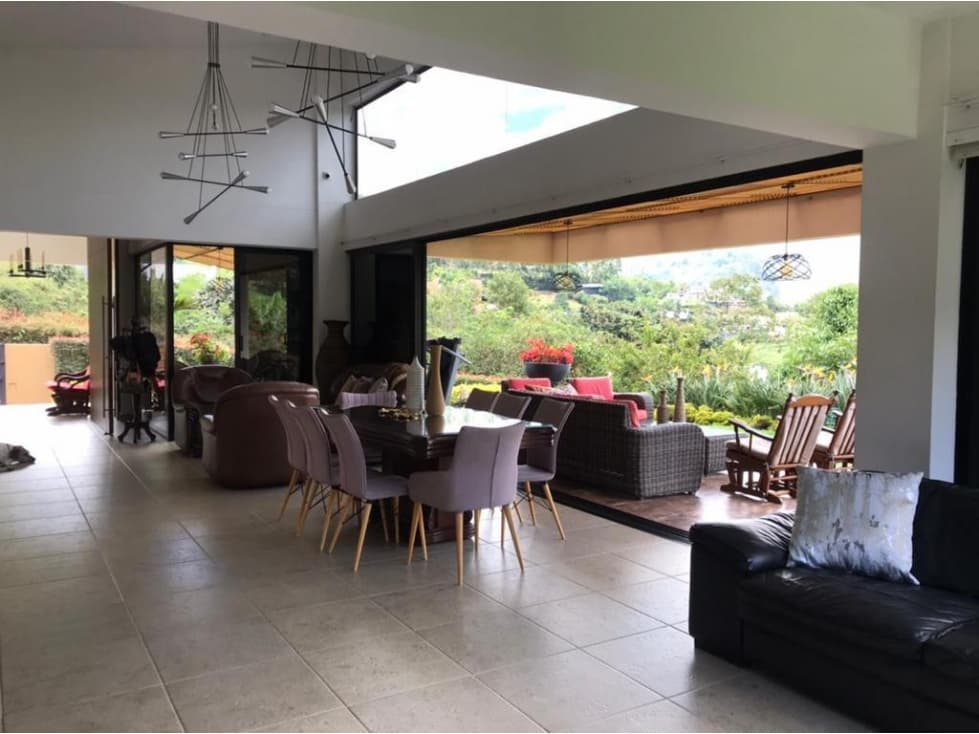 Vendo Casa Loma del Escobero Envigado — foto 6