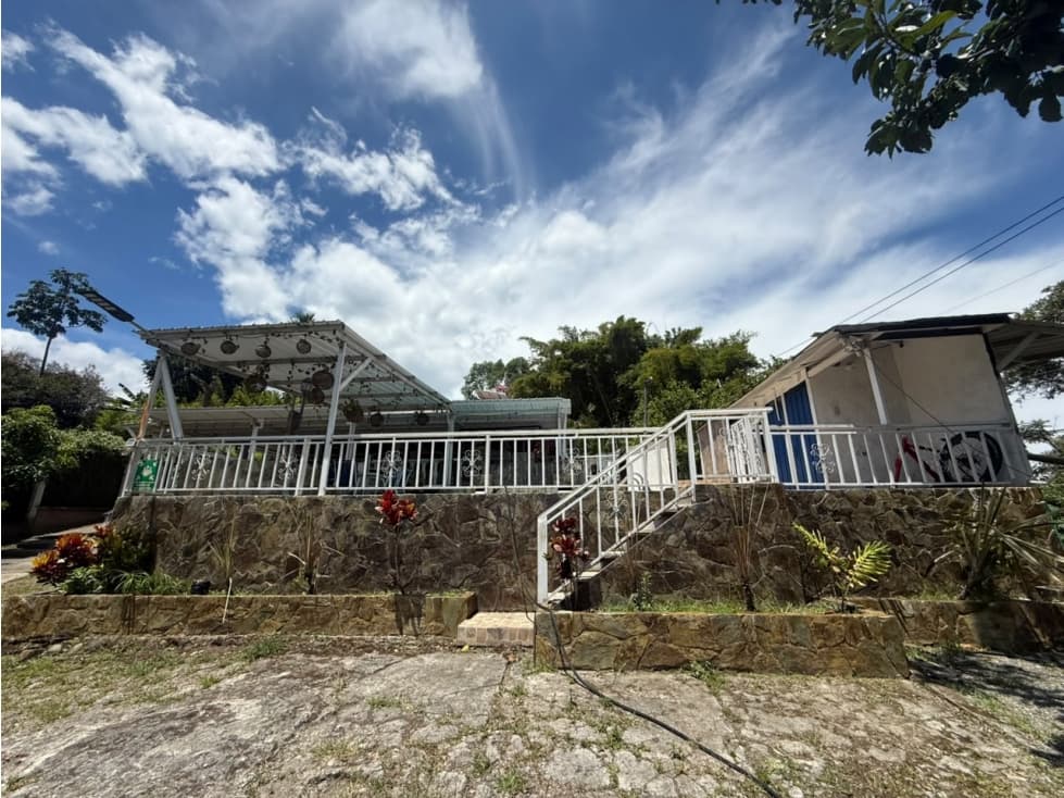 Se arrienda Casa Chalet en Circasia Quindio — foto 1