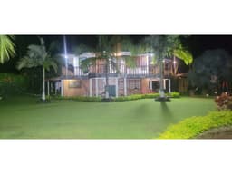 SE VENDE CASA CAMPESTRE VIA PUEBLO TAPAO