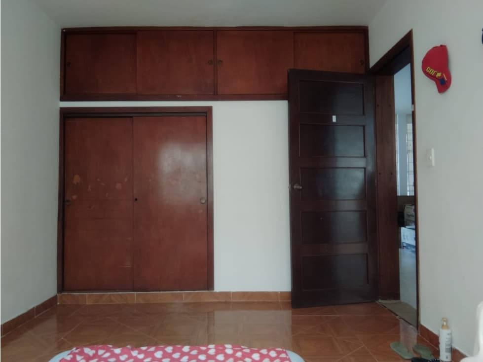 VENDO CASA GRANDE EN SAN ALONSO — foto 4