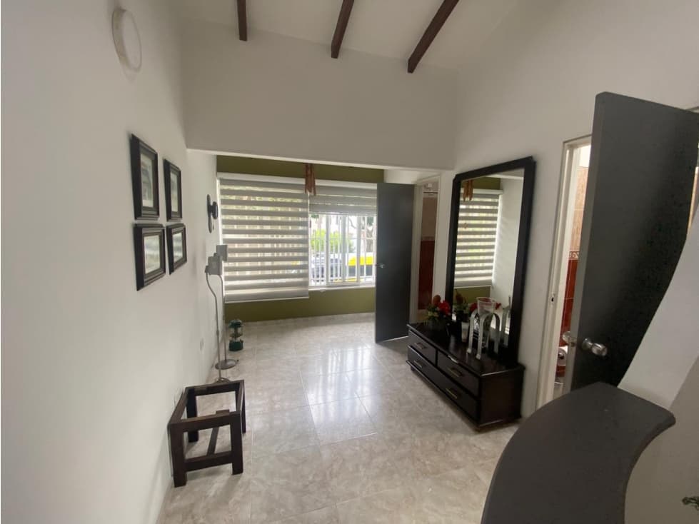 VENDO CASA PRADOS DE NORTE — foto 4