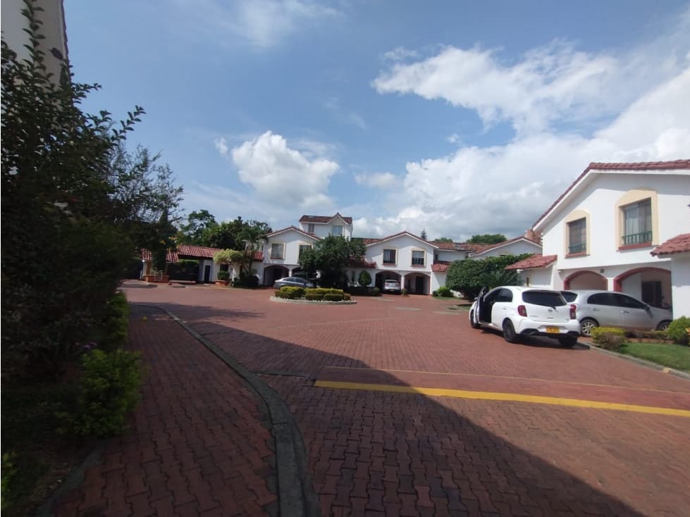 VENDO CASA EN ANTEJARDIN CALI VALLE — foto 2