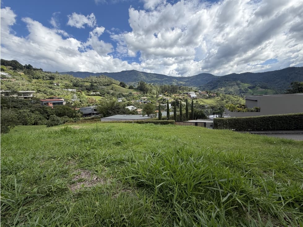 LOTE EN VENTA EN LOMA EL ESCOBERO — foto 4