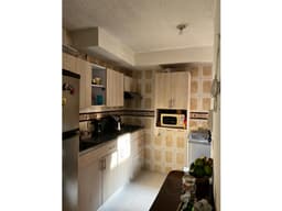 SE VENDE APARTAMENTO EN CALICANTO EN PISO 4 SIN ASCENSOR