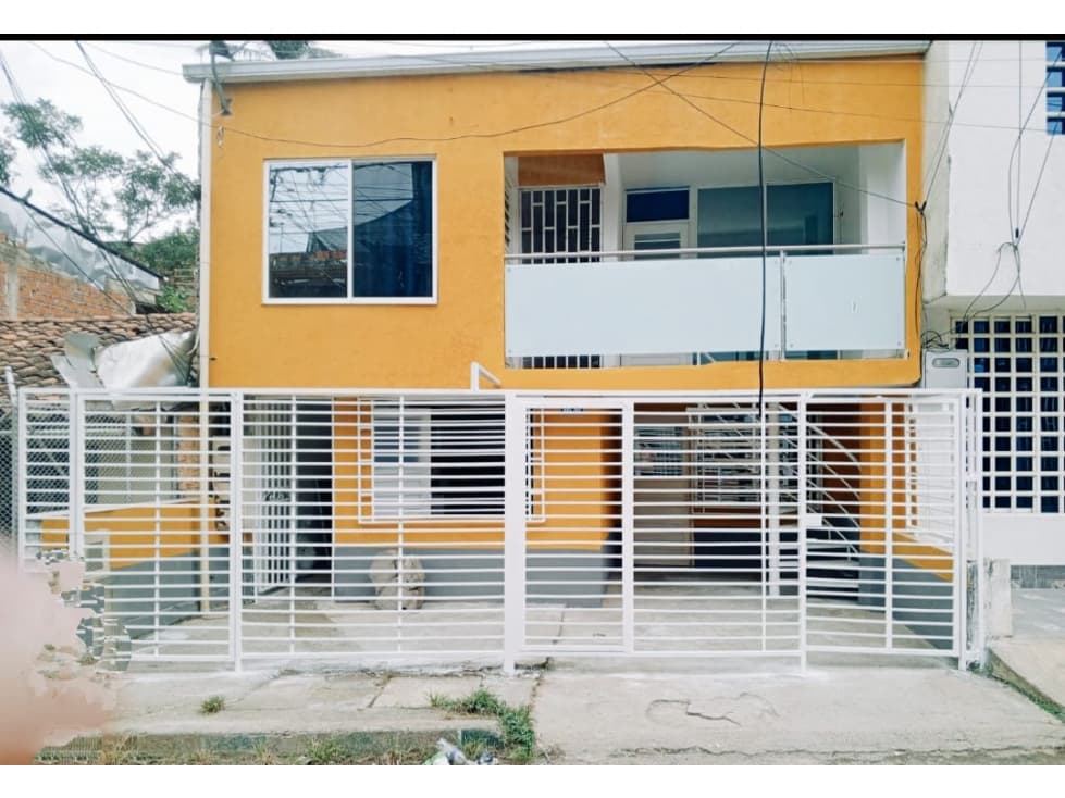 Excelente casa con apartaestudios en Melendez — foto 1