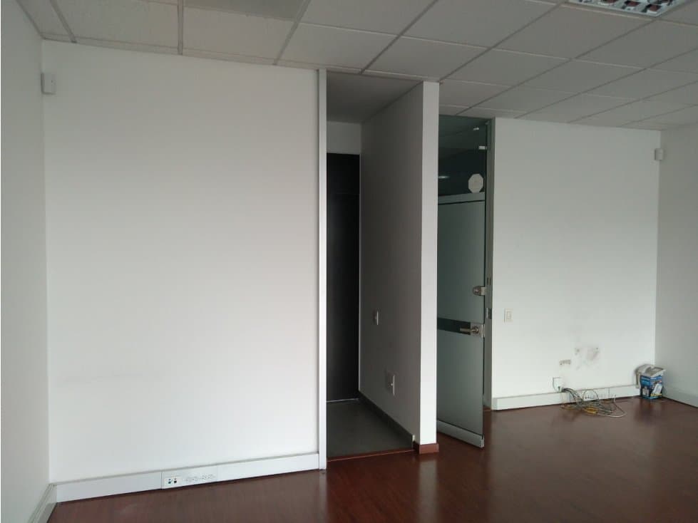 SE ARRIENDA OFICINA EN EL VIRREY. A — foto 4