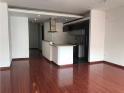SE VENDE APARTAMENTO ARRENDADO EN CHICO RESERVADO.A