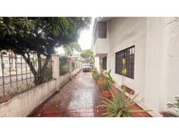 VENTA CASA ESQUINERA LA FLORA NORTE DE CALI