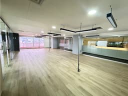 Arriendo oficina en el Poblado, Sector El Campestre