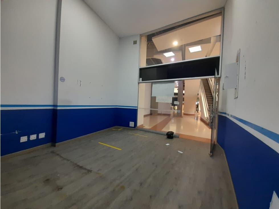 Arriendo Local Comercial en Los Naranjos - Itagüí — foto 1