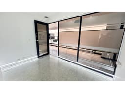 Arriendo de consultorio en Medellín, sector Las Vegas