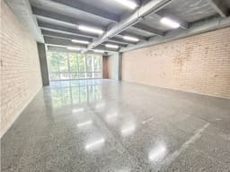 Arriendo de Oficina en Guayabal - Medellín