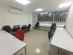 Arriendo de oficina en Medellin, sector Estadio