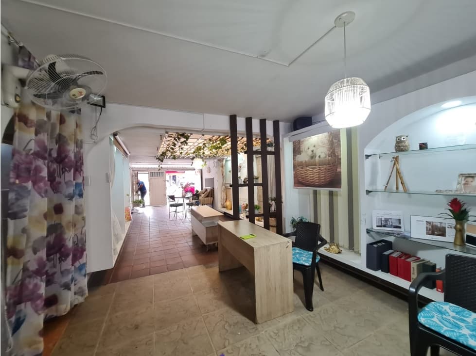 SE VENDE AMPLIA CASA COMERCIAL EN LA MAGDALENA — foto 6