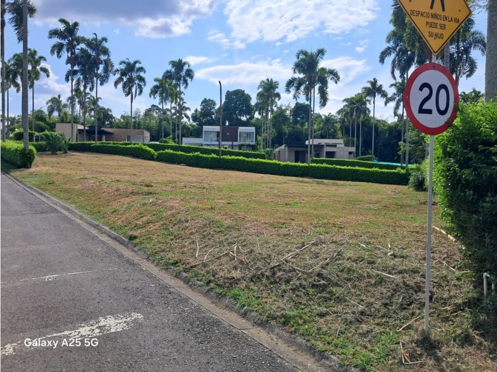 VENTA HERMOSO LOTE EN CERRITOS PEREIRA — foto 1