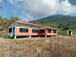RENTA CASA EN PARCELACION DOSQUEBRADAS