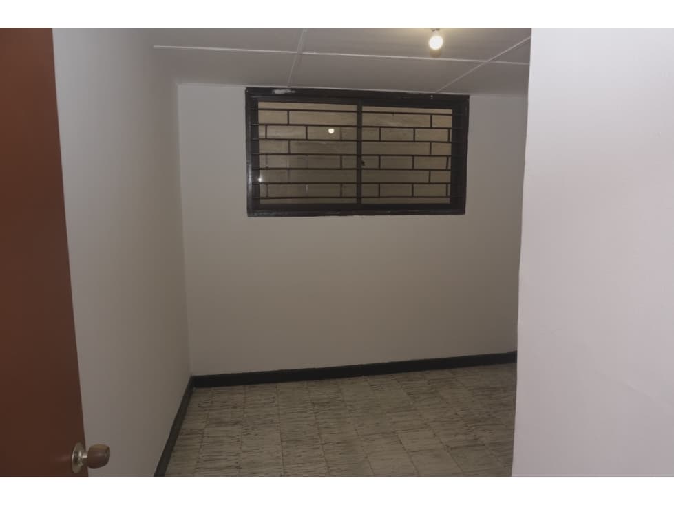 VENDO CASA EN EL BARRIO SIMON BOLIVAR — foto 6
