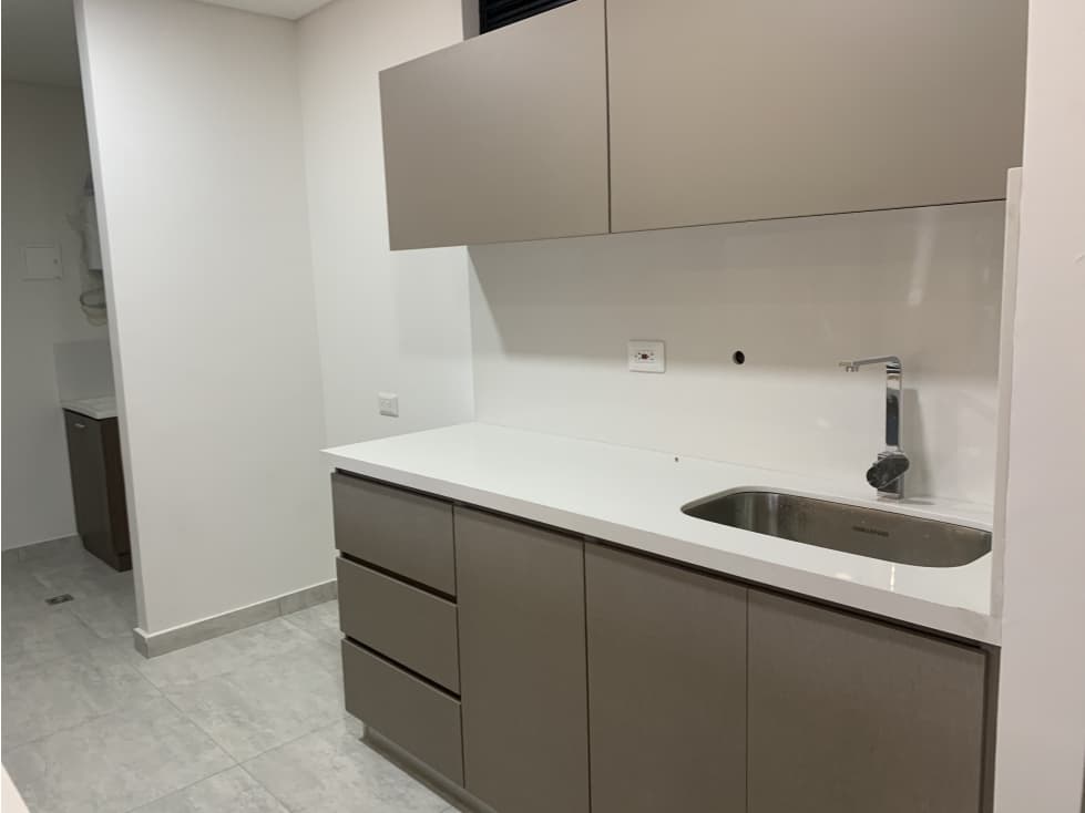 SE VENDE ESPECTACULAR APARTAMENTO EN LA AVENIDA CENTENARIO — foto 3