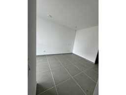 SE VENDE APARTAMENTO EN VIVARIUM