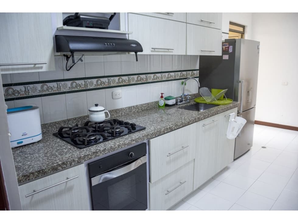 SE VENDE CASA EN LA AVENIDA CENTENARIO — foto 5
