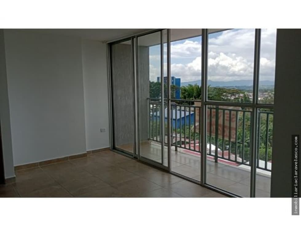 SE ARRIENDA APARTAMENTO SECTOR SUR — foto 1