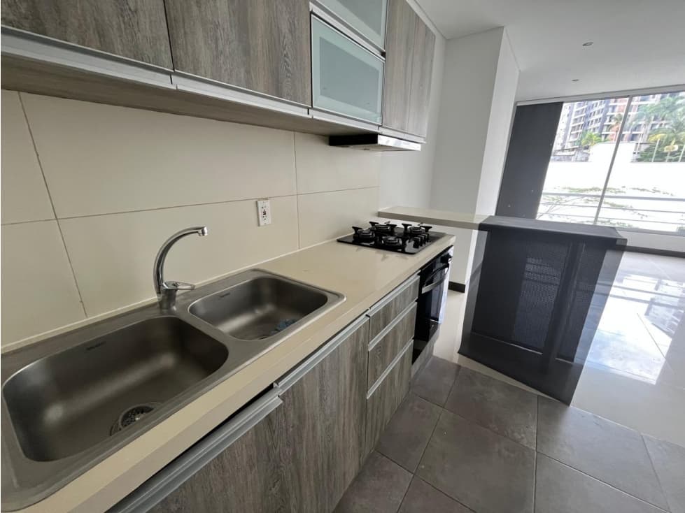 SE VENDE APARTAESTUDIO EN TORRE CRISTAL — foto 2
