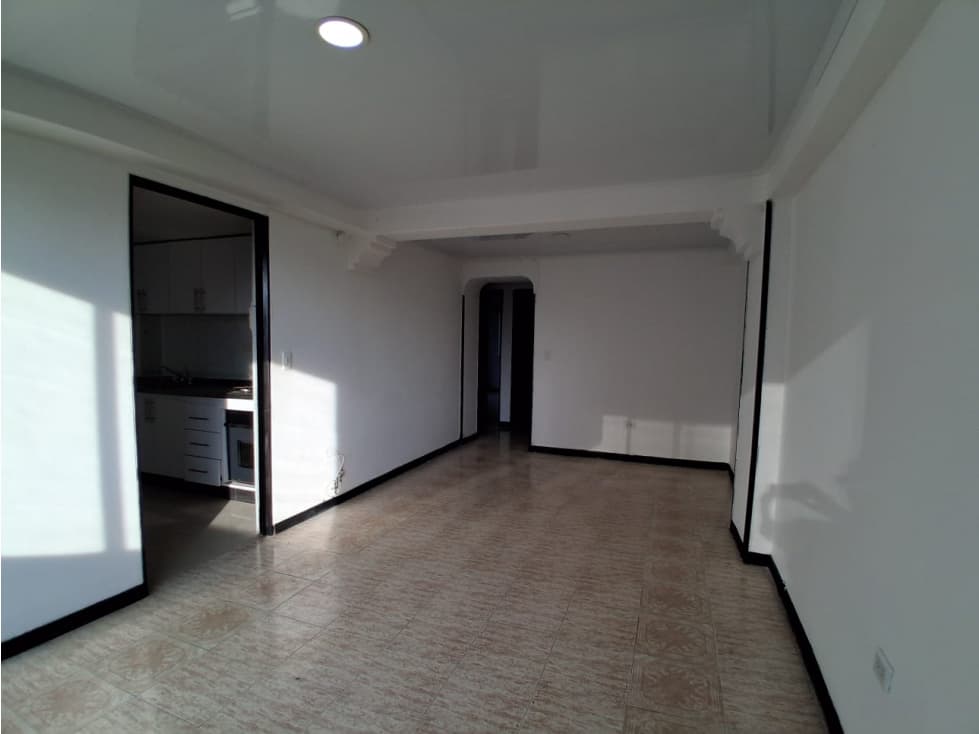 SE ARRIENDA APARTAMENTO EN LA AV 19 — foto 2