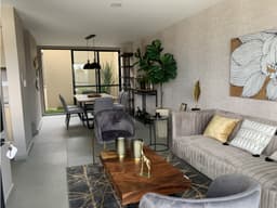 SE VENDE CASA CERCA A LA TEBAIDA