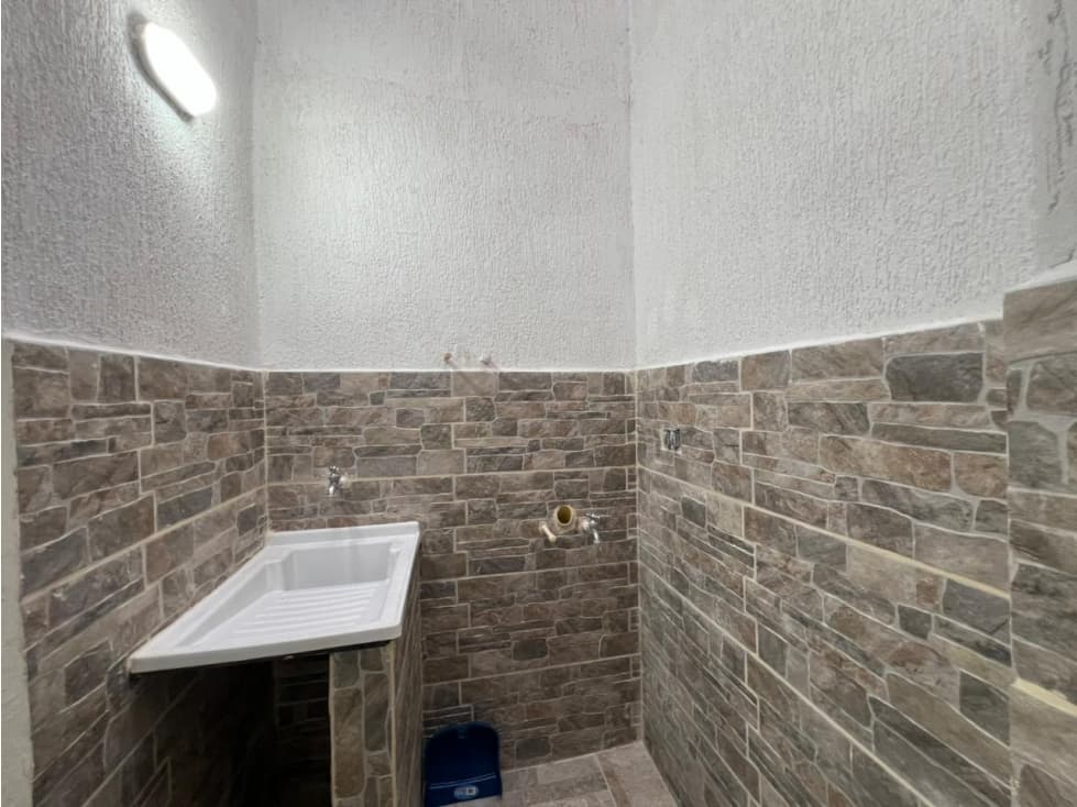 SE VENDE CASA AL SUR DE ARMENIA — foto 4