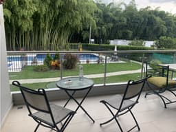 SE VENDE APARTAMENTO CERCA AL AEROPUERTO