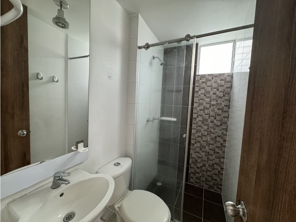 SE VENDE HERMOSO APARTAMENTO EN DOSQUEBRADAS — foto 3