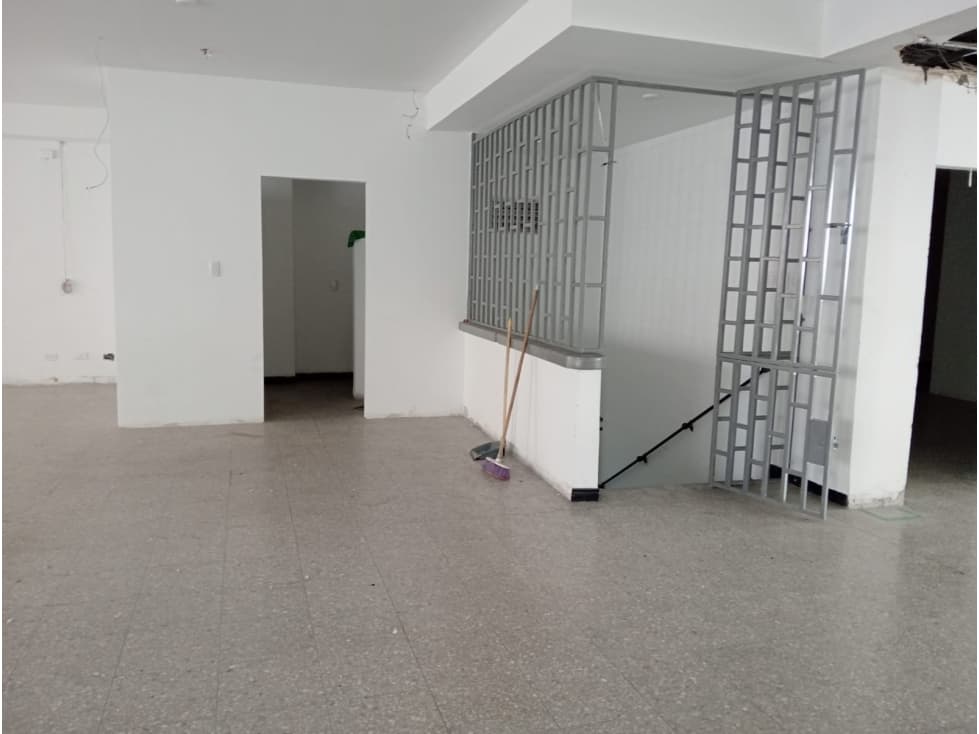SE ARRIENDA LOCAL EN EL CENTRO DE ARMENIA — foto 4