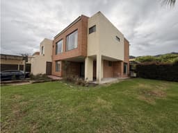 CASA EN VENTA EN CONJUNTO COTA SANTA MARIA DEL CAMPO