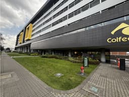 Venta o arriendo de Oficina, Edificio Colfecar Business Center Dorado