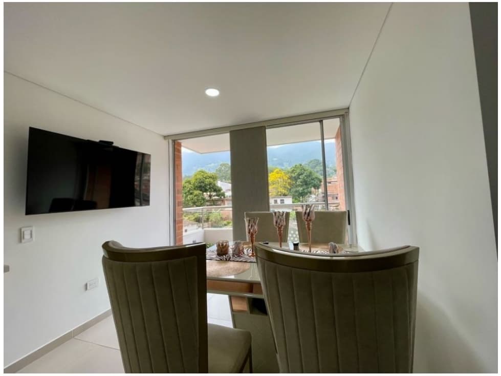 Venta de apartamento para inversión en Toledo, La Estrella — foto 4