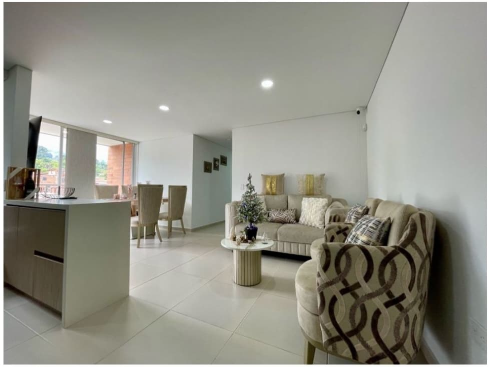 Venta de apartamento para inversión en Toledo, La Estrella — foto 2