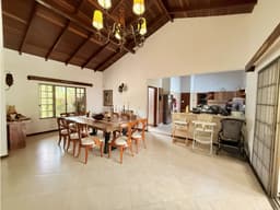 SE VENDE CASA CAMPESTRE CERCA AL AEROPUERTO