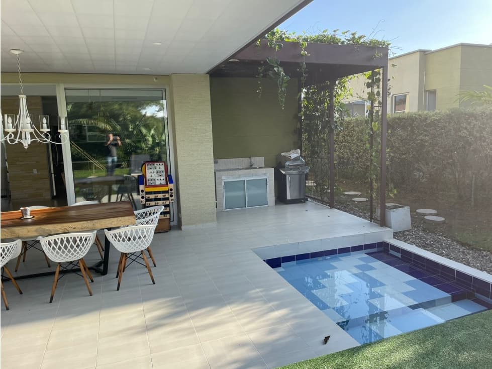 SE VENDE CASA CAMPESTRE CERCA AL CAIMO — foto 2