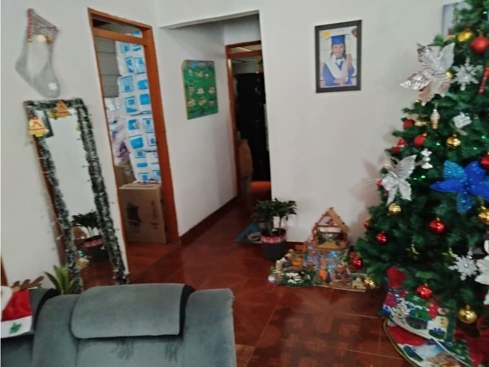SE VENDE CASA SECTOR GRANADA — foto 5