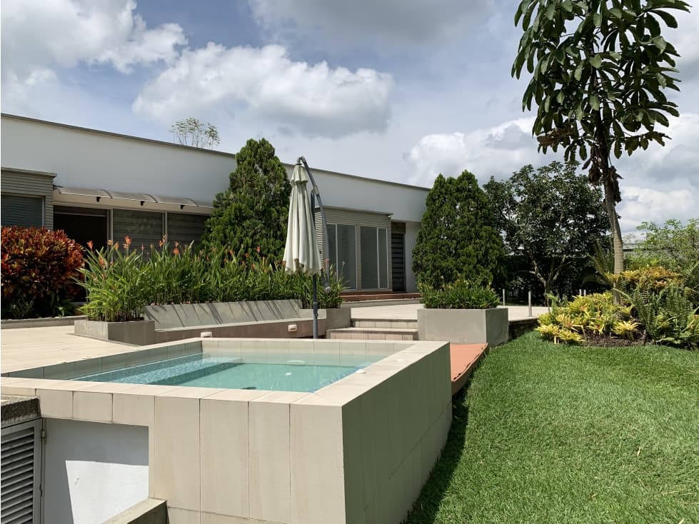 SE VENDE CASA CAMPESTRE CERCA AL CAIMO — foto 4