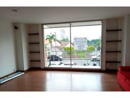 SE VENDE OFICINA FRENTE AL PARQUE DE LA VIDA