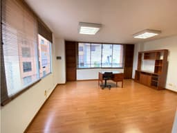 SE VENDE OFICINA FRENTE AL PARQUE DE LA VIDA