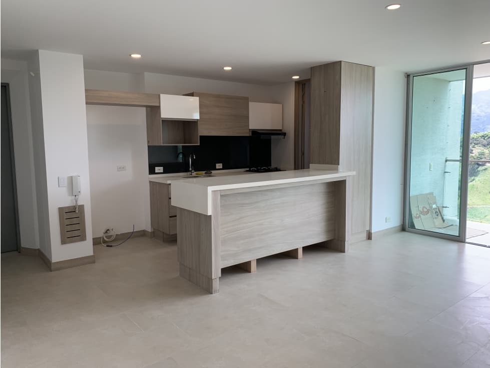 SE VENDE APARTAMENTO EN LA AVENIDA CENTENARIO — foto 2