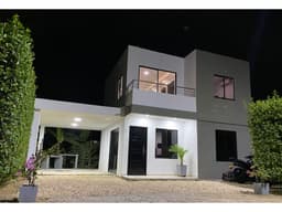 VENTA DE CABAÑA EN CONDOMINIO FRENTE AL MAR EN MOÑITOS