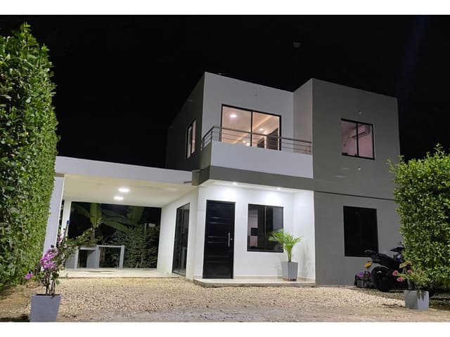 VENTA DE CABAÑA EN CONDOMINIO FRENTE AL MAR EN MOÑITOS