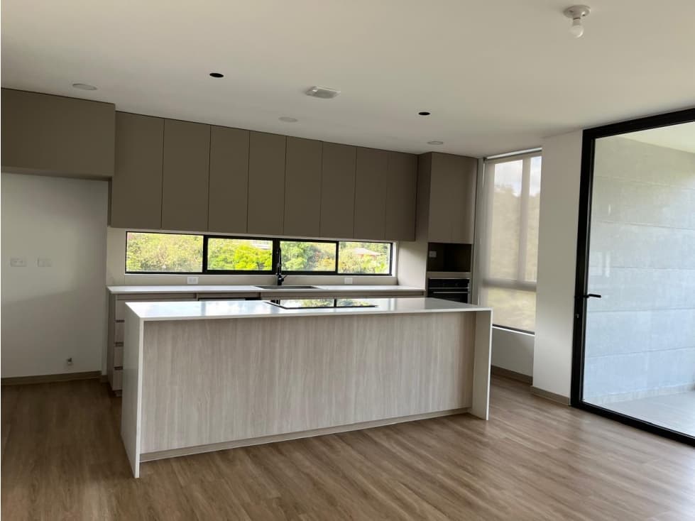 CMCA Venta Apartamento Sajonia — foto 3