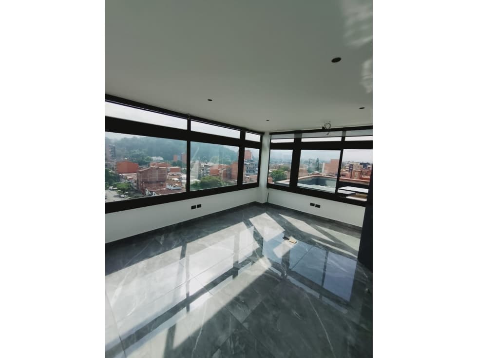 ARRIENDO OFICINA 9 PISO LAURELES — foto 4