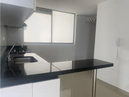 VENDO APARTAMENTO 3 HABITACIONES PISO 19 MILLA DE ORO